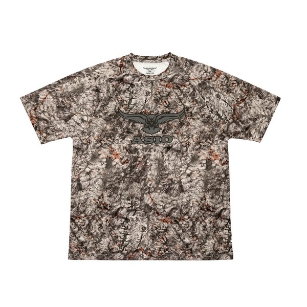short-sleeved camo t-shirt